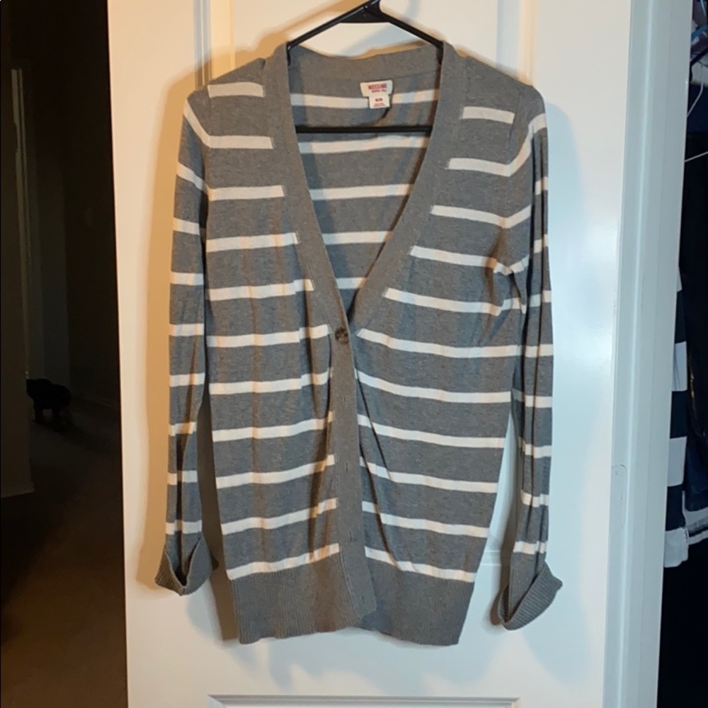 Gray and white stripped cardigan